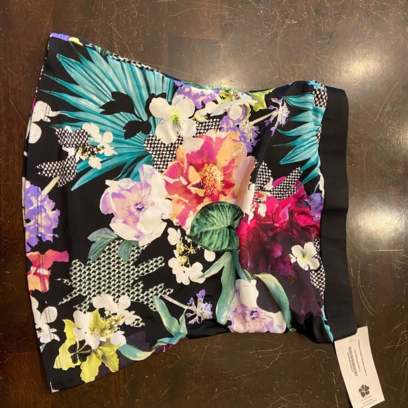 COPY - NWT Hapari Classic Bandeau - Picture 5 of 7